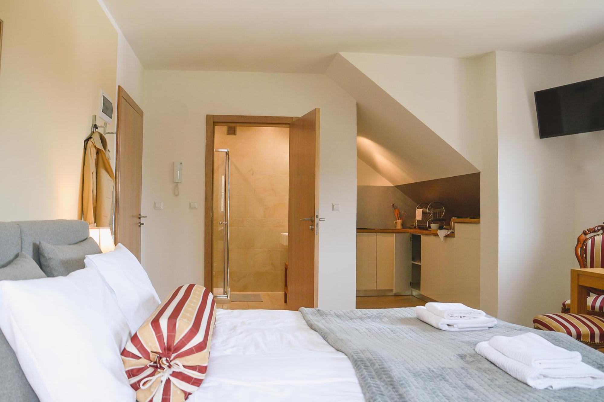 Apartamenty Agroturystyczne Papiernia Niedźwiedź Eksteriør billede